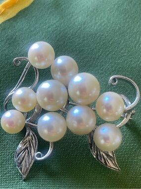 Vintage Cultured Pearl Grape Cluster Brooch in Hallmarked Silver